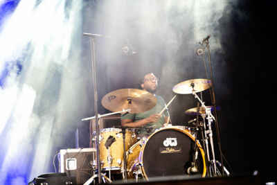 Zinée @ Dour Festival 2022, picture 1, photographed by Magali Decamps - FrontView Magazine