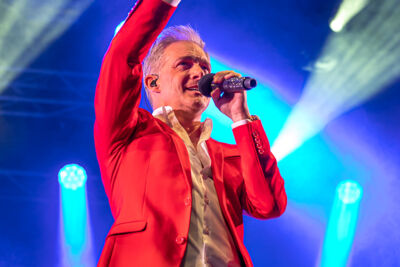 Christoff @ Gentse Feesten 2022 - Sint Baafsplein, picture 10, photographed by Dimitri Vanlommel - FrontView Magazine
