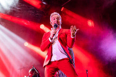 Christoff @ Gentse Feesten 2022 - Sint Baafsplein, picture 20, photographed by Dimitri Vanlommel - FrontView Magazine
