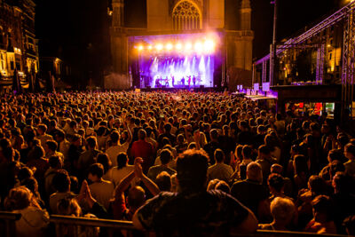 Christoff @ Gentse Feesten 2022 - Sint Baafsplein, picture 27, photographed by Dimitri Vanlommel - FrontView Magazine