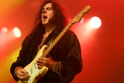 Yngwie Malmsteen @ 013, picture 7, photographed by Bianca van Barneveld - FrontView Magazine