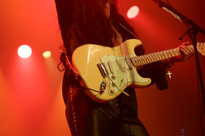 Yngwie Malmsteen @ 013, picture 8, photographed by Bianca van Barneveld - FrontView Magazine