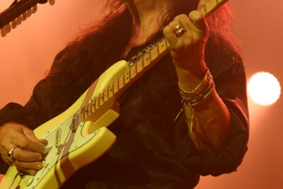 Yngwie Malmsteen @ 013, picture 10, photographed by Bianca van Barneveld - FrontView Magazine