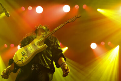 Yngwie Malmsteen @ 013, picture 12, photographed by Bianca van Barneveld - FrontView Magazine