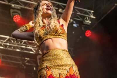 Camille @ Sint-Baafsplein - Gentse Feesten, picture 9, photographed by Dimitri Vanlommel - FrontView Magazine