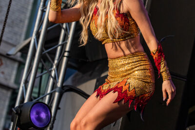 Camille @ Sint-Baafsplein - Gentse Feesten, picture 12, photographed by Dimitri Vanlommel - FrontView Magazine