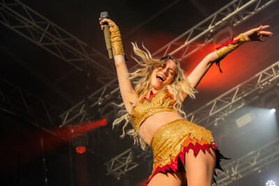 Camille @ Sint-Baafsplein - Gentse Feesten, picture 18, photographed by Dimitri Vanlommel - FrontView Magazine