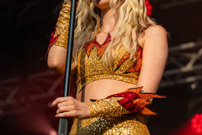 Camille @ Sint-Baafsplein - Gentse Feesten, picture 20, photographed by Dimitri Vanlommel - FrontView Magazine