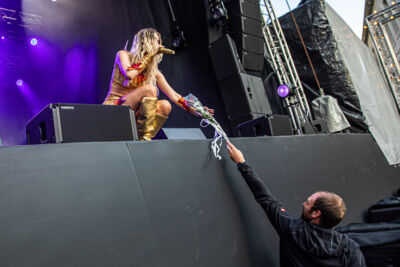 Camille @ Sint-Baafsplein - Gentse Feesten, picture 29, photographed by Dimitri Vanlommel - FrontView Magazine