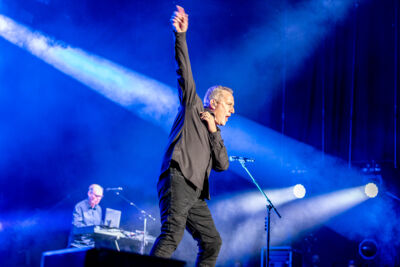 OMD @ Beleuvenissen, picture 3, photographed by Kurt Jacobs - FrontView Magazine