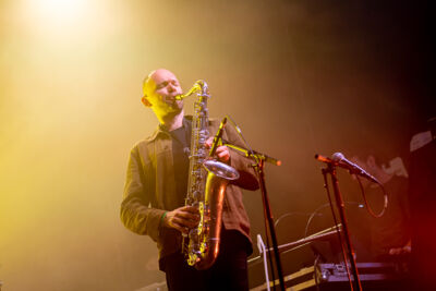 Sioen Plays Graceland @ Beleuvenissen, foto 7, foto's door Kurt Jacobs - FrontView Magazine