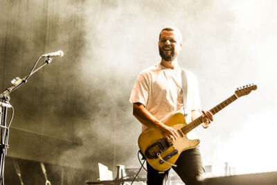 White Lies @ suikerrock, foto 4, foto's door Gert Daemen - FrontView Magazine