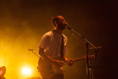 White Lies @ suikerrock, foto 13, foto's door Gert Daemen - FrontView Magazine