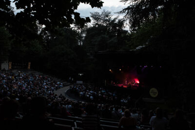 Meskerem Mees @ OLT Rivierenhof, picture 13, photographed by Ann Carpentier - FrontView Magazine