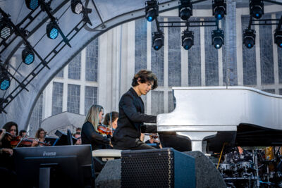 Night of the Proms - Summer Edition @ Koksijde-Bad, picture 10, photographed by Alex Wyckmans - FrontView Magazine