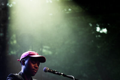 Porcelain id @ OLT Rivierenhof, picture 10, photographed by Ann Carpentier - FrontView Magazine