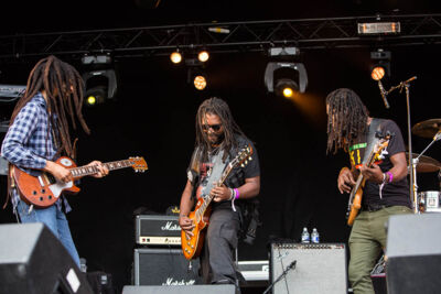 JULIAN MARLEY @ Sfinks Mixed 2022, picture 21, photographed by Marc Verdonck - FrontView Magazine