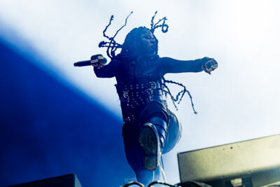 Coely @ Lokerse Feesten, picture 7, photographed by Dorien Goetschalckx - FrontView Magazine