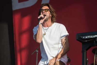 Bazart @ Nostalgie Beach Festival 2022, picture 4, photographed by Marc Verdonck - FrontView Magazine