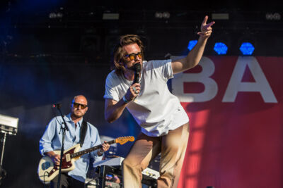 Bazart @ Nostalgie Beach Festival 2022, picture 16, photographed by Marc Verdonck - FrontView Magazine