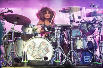 Simple Minds @ Nostalgie Beach Festival 2022, picture 4, photographed by Marc Verdonck - FrontView Magazine