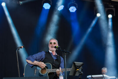 Steve Harley & Cockney Rebel @ Nostalgie Beach Festival 2022, picture 20, photographed by Marc Verdonck - FrontView Magazine