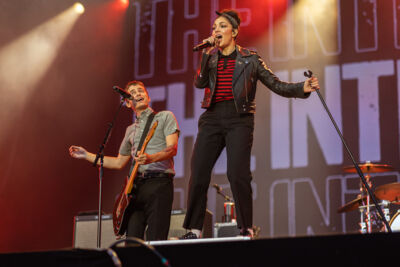 The Interrupters @ Lokerse Feesten 2022, picture 22, photographed by David Johnson - FrontView Magazine