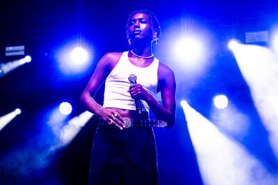 Antwerp Pride Opening Night - BRYN @ OLT, picture 9, photographed by Sandra Van Watermeulen - FrontView Magazine