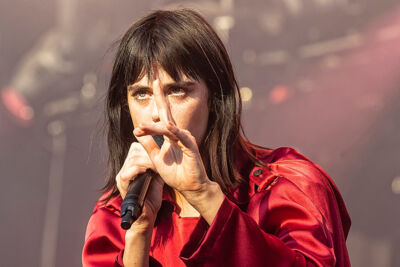 Sylvie Kreusch @ Lokerse Feesten, picture 1, photographed by Edwin Houdevelt - FrontView Magazine