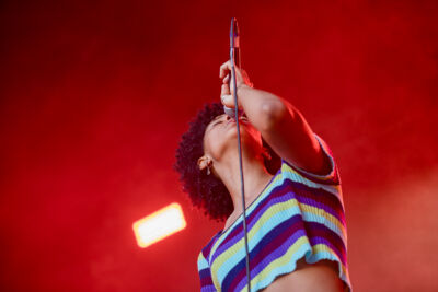 EMY @ Half Oogst Leuven, picture 4, photographed by Jürgen Bruynooghe - FrontView Magazine