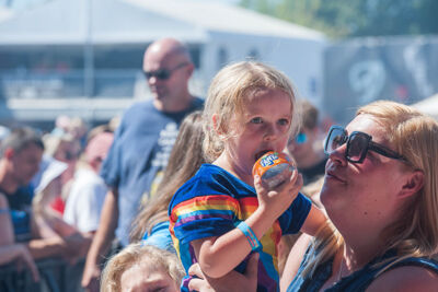 K3 @ Lokerse Feesten, picture 1, photographed by Gert Daemen - FrontView Magazine