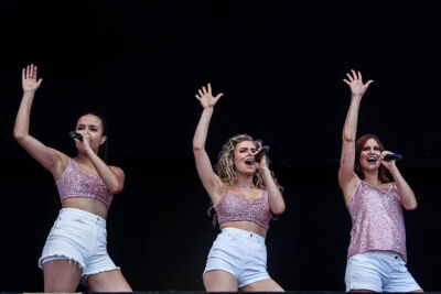 K3 @ Lokerse Feesten, picture 5, photographed by Gert Daemen - FrontView Magazine