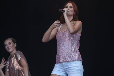 K3 @ Lokerse Feesten, picture 9, photographed by Gert Daemen - FrontView Magazine