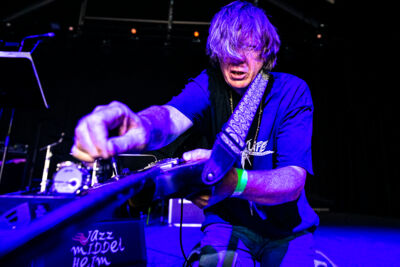 Thursten Moore Group Jazz Middelheim @ Park Den Brandt, foto 13, foto's door Sandra Van Watermeulen - FrontView Magazine