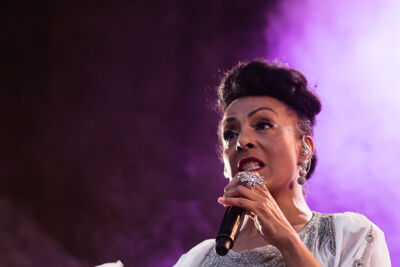 Zap Mama @ Half Oogst Leuven, picture 16, photographed by Jürgen Bruynooghe - FrontView Magazine