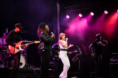 Axelle Red @ Fonnefeesten 2022, foto 9, foto's door Danny Wagemans - FrontView Magazine
