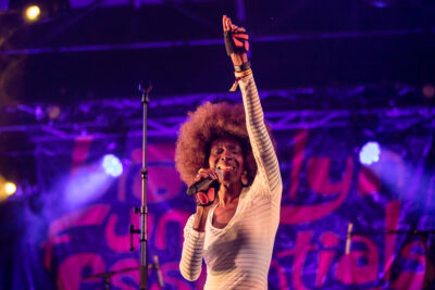 Brooklyn Funk Essentials @ Half Oogst Leuven, picture 8, photographed by Jürgen Bruynooghe - FrontView Magazine
