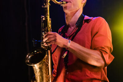Brooklyn Funk Essentials @ Half Oogst Leuven, picture 23, photographed by Jürgen Bruynooghe - FrontView Magazine