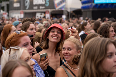 Saint Motel @ Lokerse Feesten 2022, picture 8, photographed by Claudia Guldentops - FrontView Magazine