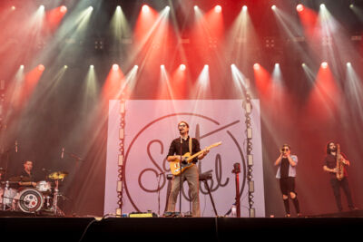 Saint Motel @ Lokerse Feesten 2022, picture 15, photographed by Claudia Guldentops - FrontView Magazine