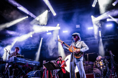 Stef Kamil Carlens & Band @ Fonnefeesten 2022, foto 21, foto's door Danny Wagemans - FrontView Magazine