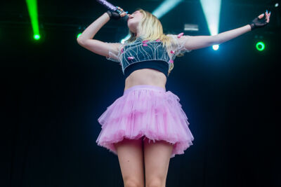 Camille @ Springtij.live, picture 26, photographed by Dimitri Vanlommel - FrontView Magazine
