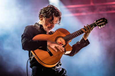Les Négresses Vertes @ Fonnefeesten 2022, foto 31, foto's door Danny Wagemans - FrontView Magazine