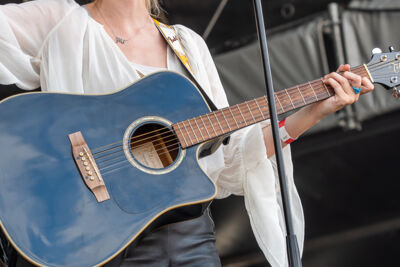 Olivia @ Springtij.live, picture 21, photographed by Dimitri Vanlommel - FrontView Magazine