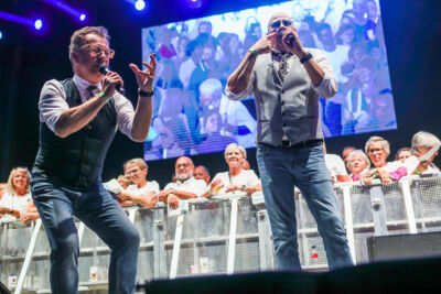 Antwerpen Zingt @ Cockerillkaai - Antwerpen, picture 19, photographed by Dimitri Vanlommel - FrontView Magazine