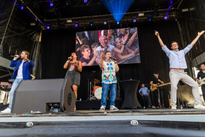 De meezingers @ Antwerpen Zingt 2022, picture 5, photographed by Dimitri Vanlommel - FrontView Magazine