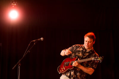 Kurt Rosenwinkel Trio @ Jazz Middelheim, picture 1, photographed by Ann Carpentier - FrontView Magazine