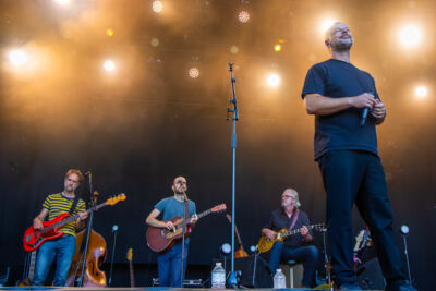 Filip Kowlier Live at Rock Ternat, picture 1, photographed by Paul Jongeneelen - FrontView Magazine