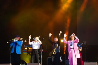 Kid Creole & The Coconuts @ W-Fest vrijdag, picture 14, photographed by Luc Klinckaert - FrontView Magazine