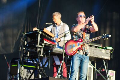 Level 42 @ W-Fest vrijdag, picture 2, photographed by Luc Klinckaert - FrontView Magazine